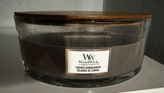Аромасвеча Woodwick - Sueded Sandalwood