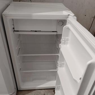 Продам холодильник офисный