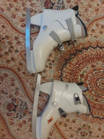 Продам Коньки Женский