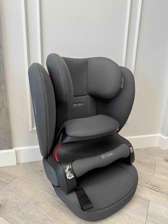 Продам автокресло Cybex