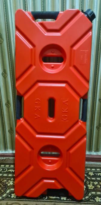 Продам новую канистру экспедиционную GKA 20л. красную