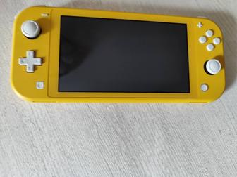 Игровая консоль Nintendo Switch Lite Yellow