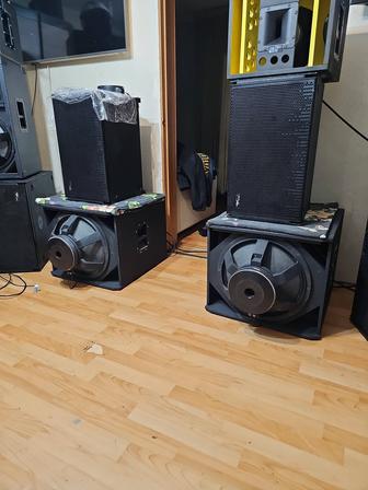 Продам сабы R-18 оригинал