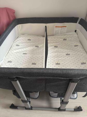 Манеж для двойняшек