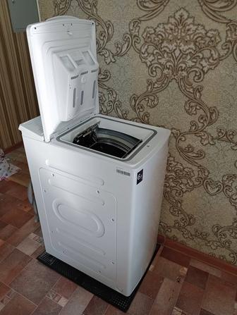 Стиральная машина автом Midea вертикальная загрузка, 1,5 года в пользовании