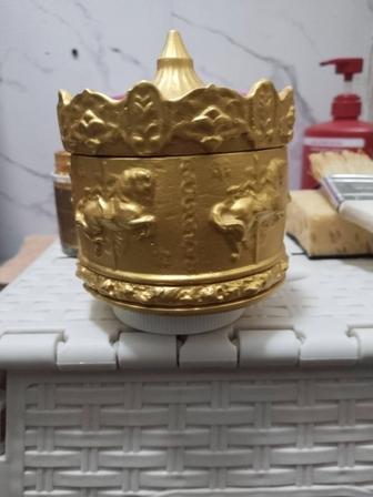 Шкатулка под золотые украшения ручной работы