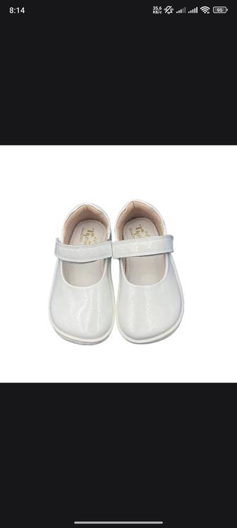 Босоногие туфли для девочки