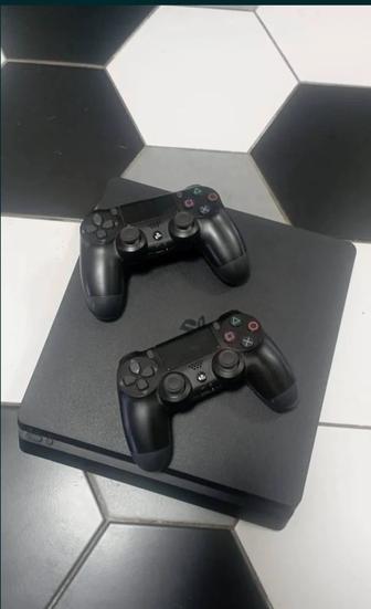 PS4 slim