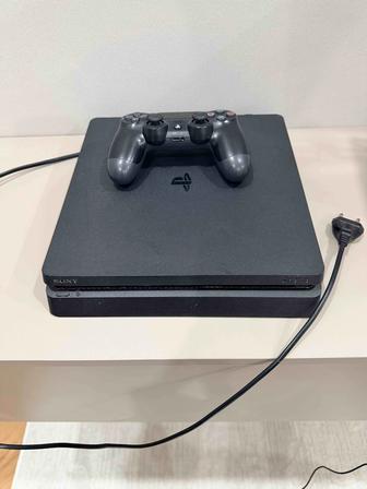 ПроДам б/у PlayStation 4, 1Тб