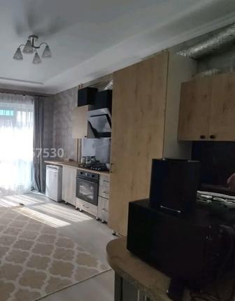 Продается кухонный гарнитур