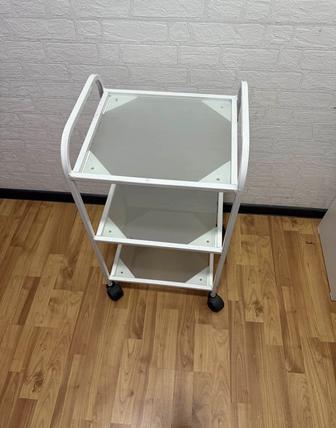 Продам тележки / этажерки/ помощники