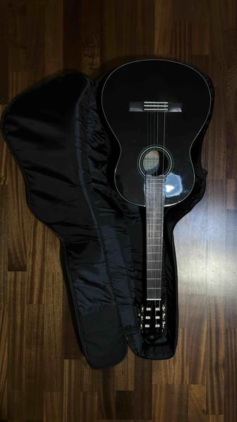 Гитара классическая Yamaha C40