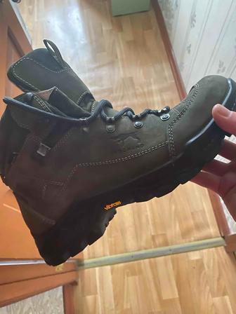 Ботинки осенне весенние Sympatex Vibram