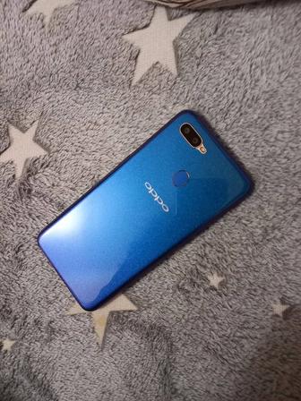 Продам OPPO A5s 32гб синий