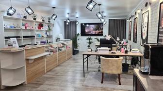 Маникюр, педикюр, ресницы, шугаринг