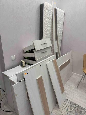 Продать кровать детская с матрасом