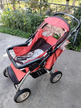 Срочно продаю коляску