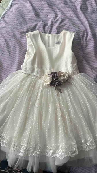 Продам платье нарядный