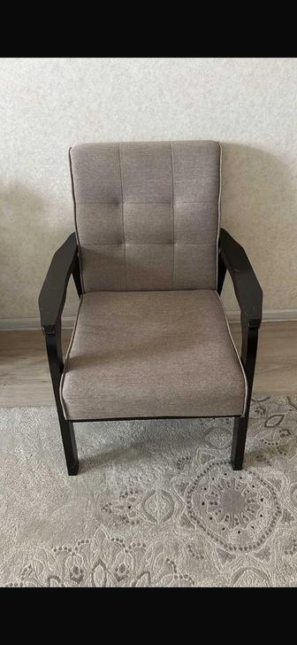 Кресло в хорошем состоянии