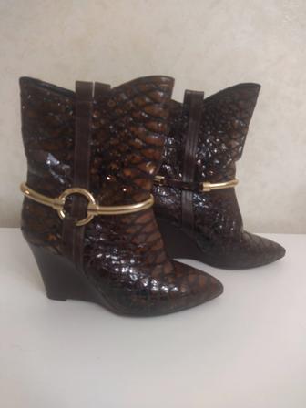 Продам женские сапошки
