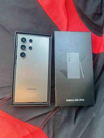 SAMSUNG S24 Ultra 12/256 в идеальном состоянии, без ремонта/без минусов