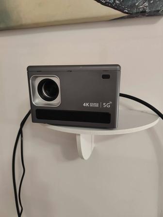 Проектор 4 k с входом в интернет