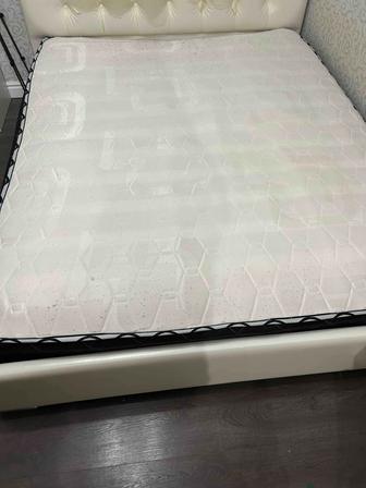 Продам кровать