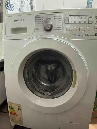 Отдам стиральную машину Samsung