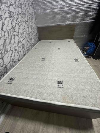 Продам кровать