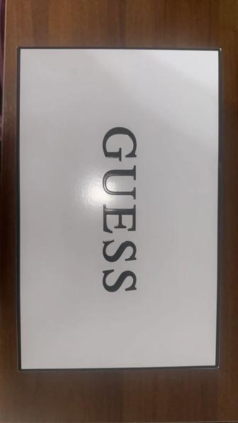 Продам кеды Guess Jelexa Quattro G Sneakers