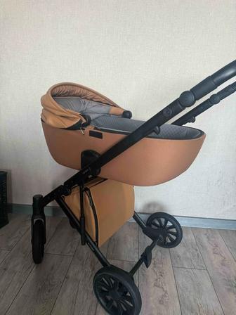 Продам коляску anex e-type 2 в 1
