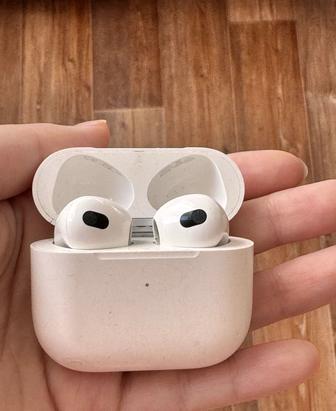 Продаю Airpods люкс качества