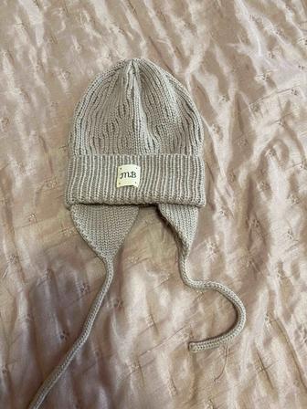 Шапка на весну вязаная шерстяная Mimi baby