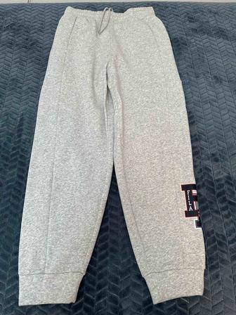 штаны спортивные,утепленные,бренд фила