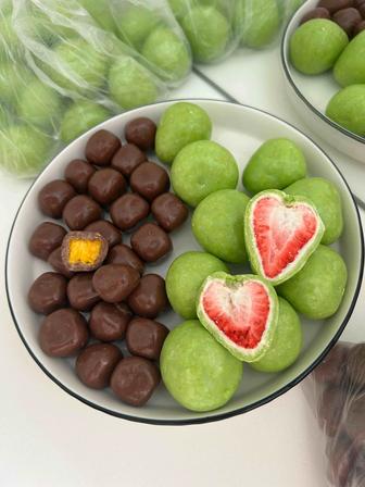 Лайнберри сублимированное мороженое клубника в шоколаде