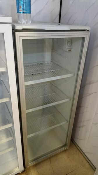 Продам холодильник б/у витрины