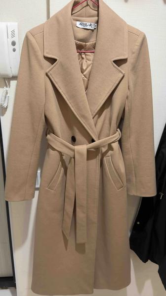 Пальто демисезонное