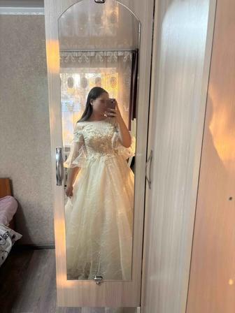 Продам свадебное платье