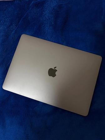 продаю macbook air 13