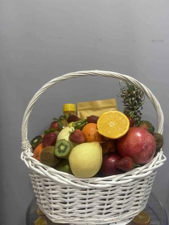 Фруктовый корзины