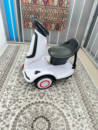 Машинка б/у