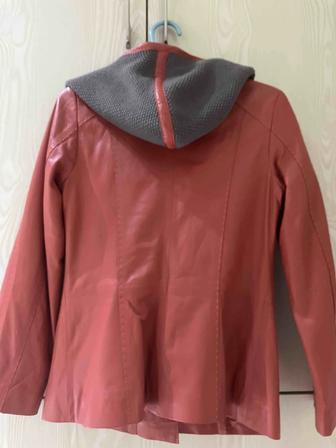 Куртка из натуральной кожи , новая , производство Турция , размер 44 ,