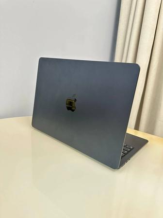 Ноутбук Apple MacBook Air 13 2024