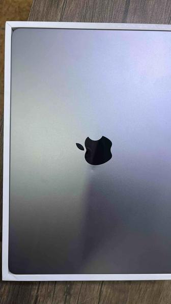 MacBook Air 13,6 MLXX3X M2