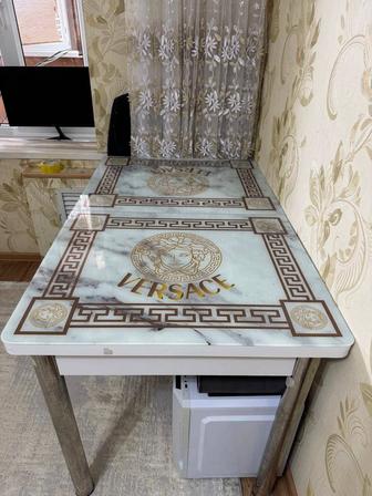 Кухонный стол