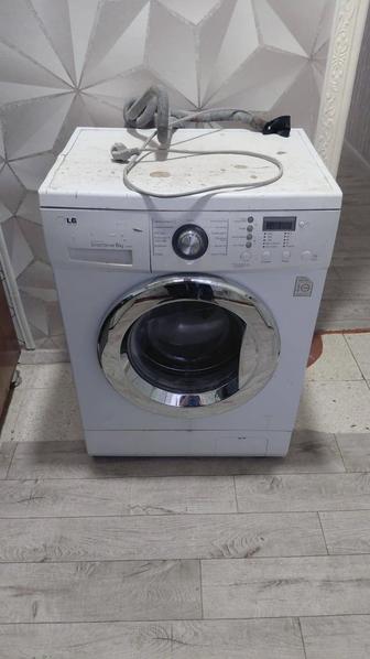 Продам стиральную машину