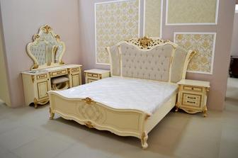 Срочно продается королевская спальная кровать