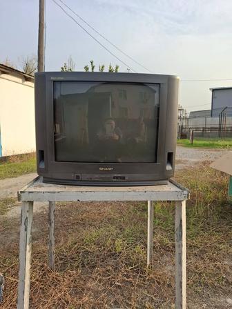 Продам телевизор