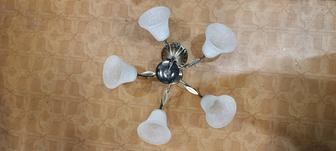 Люстра пятирожковая