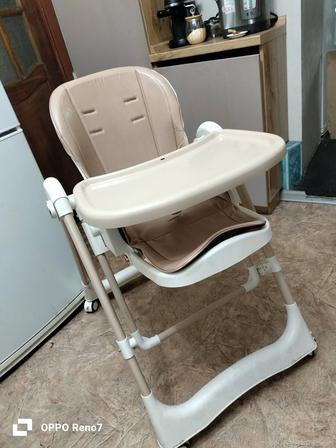 Продам стульчик для кормления 2в1